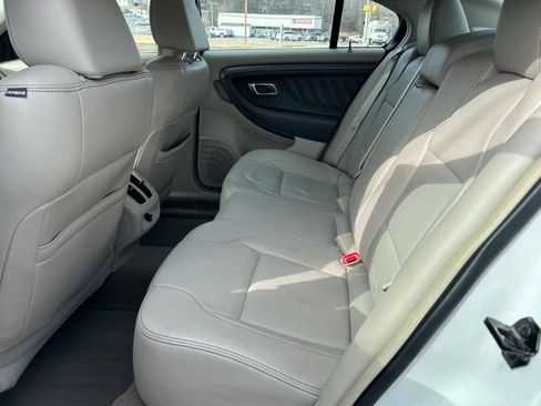 Used 2011 Ford Taurus SEL w/ 201A Rapid Spec Order Code image 8