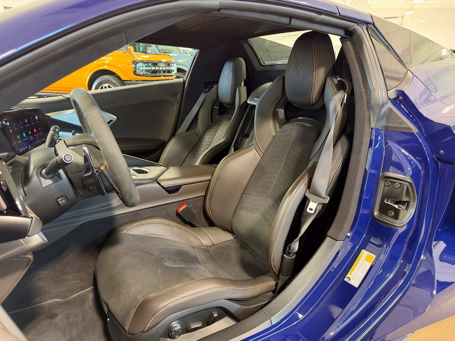Used 2026 Chevrolet Corvette Stingray Premium Conv w/ Z51 Performance Package RWD image 21