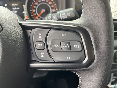 New 2026 Jeep Wrangler Unlimited Rubicon AWD/4WD image 34
