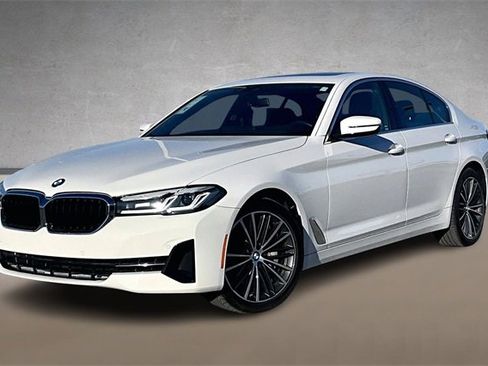 Used 2023 BMW 540i w/ Premium Package image 1