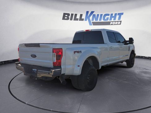 Used 2018 Ford F350 Lariat w/ Lariat Ultimate Package image 5