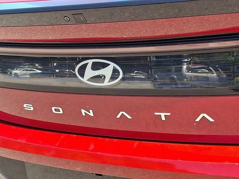 Used 2025 Hyundai Sonata SEL FWD image 34