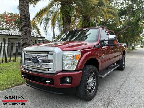 Used 2014 Ford F250 Platinum w/ FX4 Off-Road Package AWD/4WD image 12