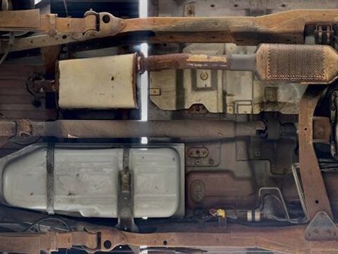 Used 1995 Chevrolet S10 Pickup LS image 4