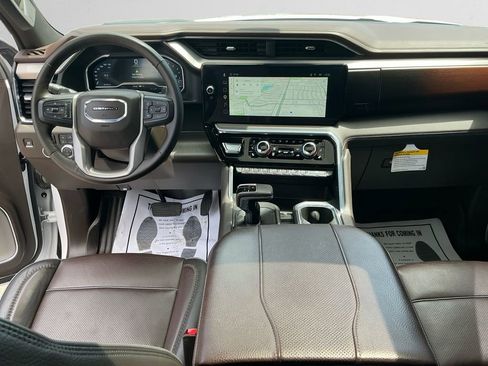 Used 2024 GMC Sierra 1500 Denali w/ Denali Reserve Package AWD/4WD image 10
