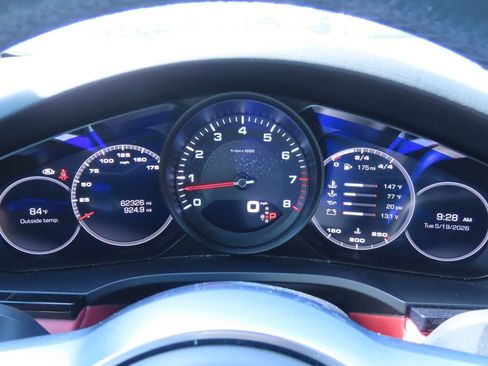Used 2019 Porsche Cayenne AWD/4WD image 19