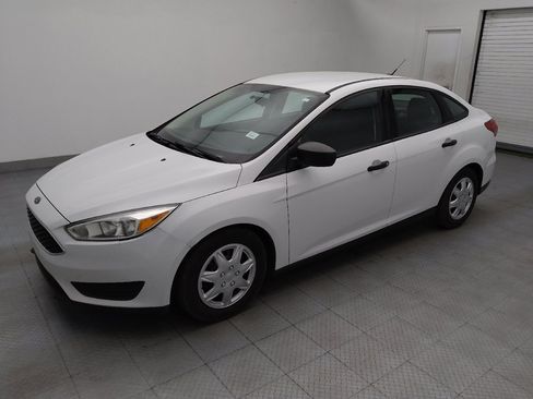 Used 2016 Ford Focus S FWD image 2