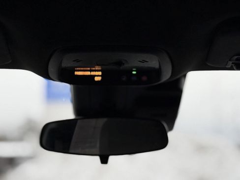 Used 2024 Chevrolet Trax RS w/ Driver Confidence Package image 21