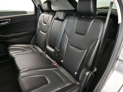 Used 2022 Ford Edge Titanium image 32