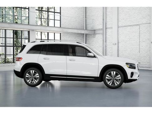 New 2025 Mercedes-Benz GLB 250 4MATIC image 15