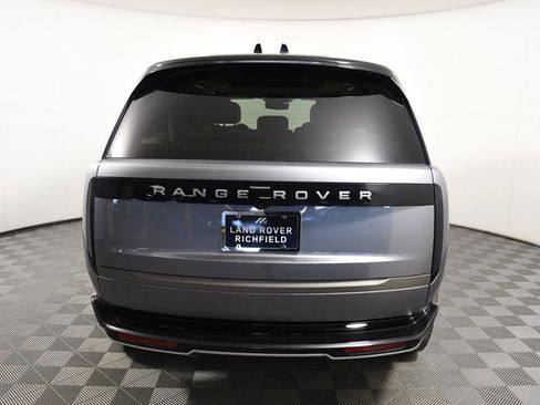 Used 2025 Land Rover Range Rover Long Wheelbase SE image 5