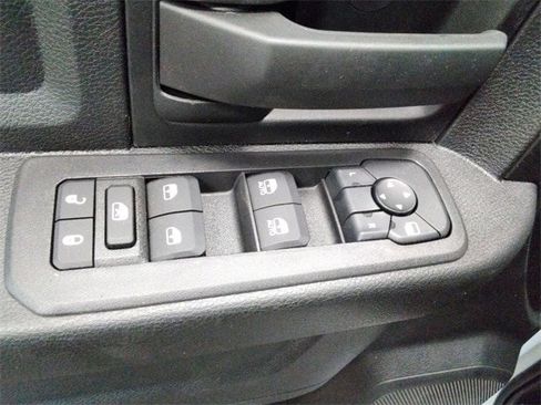 New 2025 RAM 3500 Tradesman w/ Chrome Appearance Group image 28