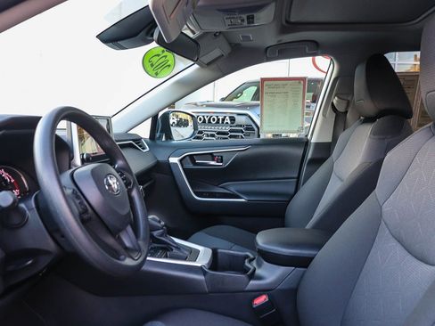 Certified 2025 Toyota RAV4 XLE image 18
