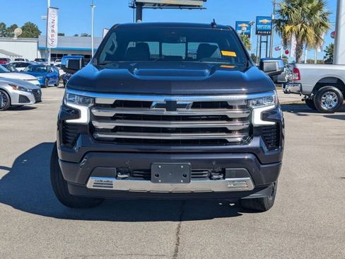 Used 2022 Chevrolet Silverado 1500 High Country w/ High Country Premium Package image 8