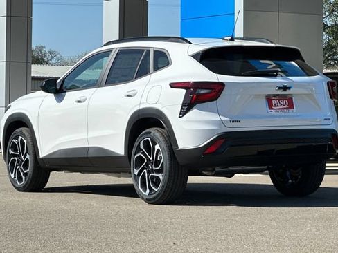 New 2026 Chevrolet Trax RS w/ Driver Confidence Package FWD image 8
