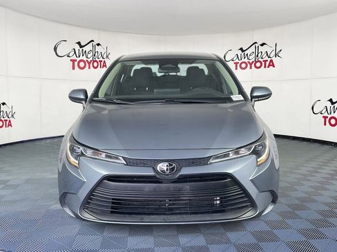 Used 2024 Toyota Corolla LE image 2
