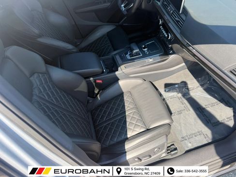 Used 2018 Audi SQ5 Prestige w/ Prestige Package AWD/4WD image 18