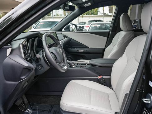 Used 2025 Lexus TX 350 AWD w/ Convenience Package image 16