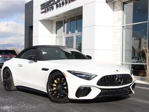 Used 2022 Mercedes-Benz SL 63 AMG 4MATIC image 3