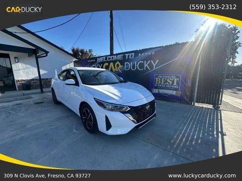 Used 2025 Nissan Sentra SV FWD image 1