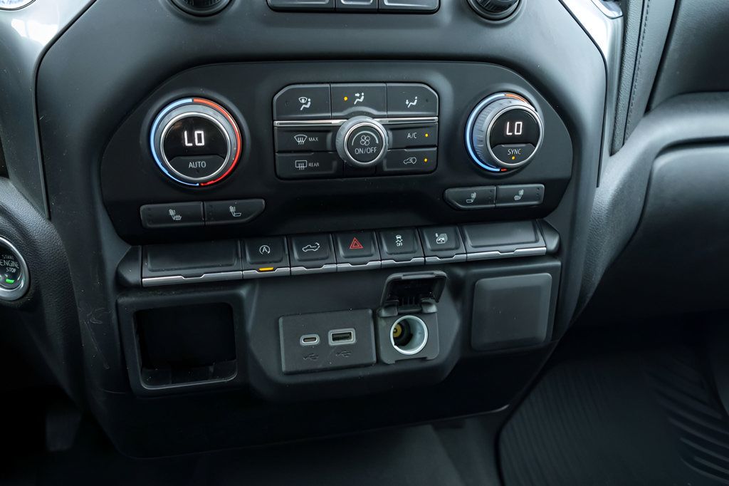 Used 2022 Chevrolet Silverado 1500 LT AWD/4WD image 19