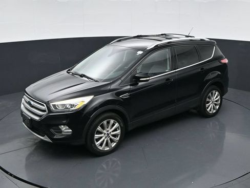 Used 2017 Ford Escape Titanium AWD/4WD image 30