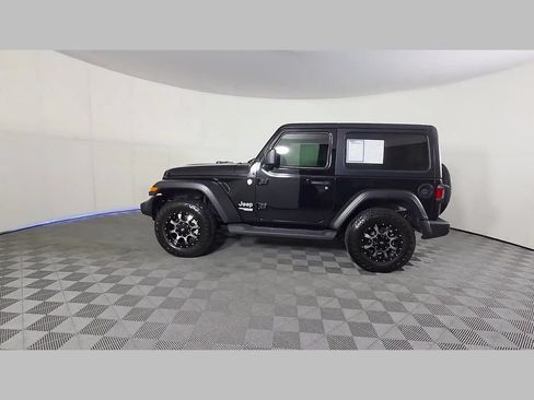 Used 2019 Jeep Wrangler Sport AWD/4WD image 47
