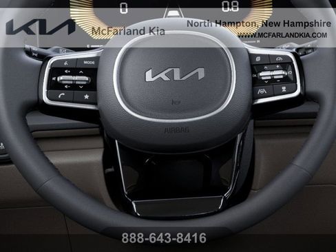 New 2026 Kia Carnival EX FWD image 22