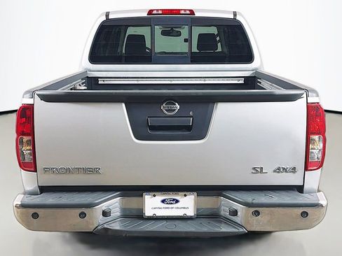 Used 2019 Nissan Frontier SL image 12