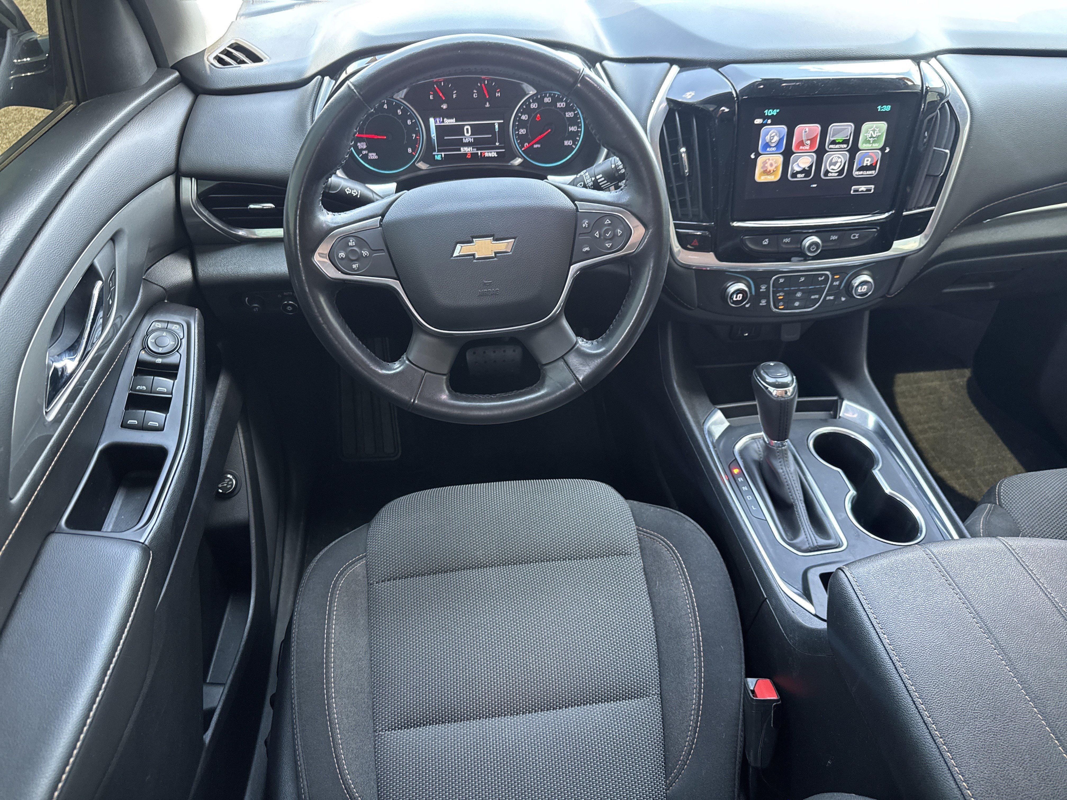 Used 2019 Chevrolet Traverse LT FWD image 7