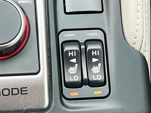 Used 2024 Subaru Forester Limited image 21