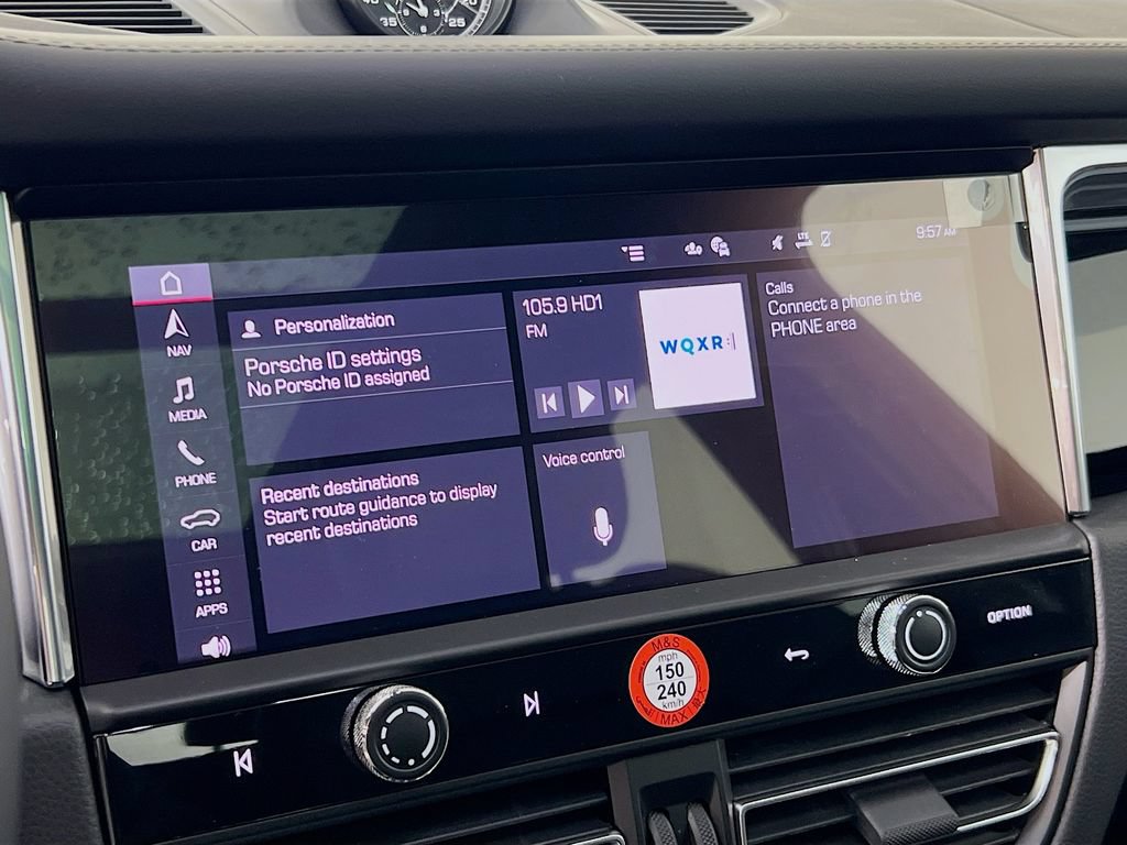 Certified 2026 Porsche Macan AWD/4WD image 15