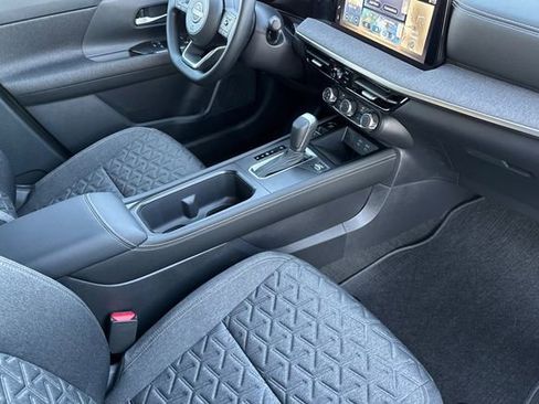 New 2025 Nissan Kicks SV image 16