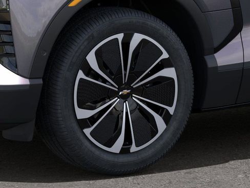 New 2025 Chevrolet Blazer EV LT image 9