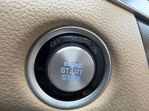 Used 2015 Hyundai Genesis 3.8 w/ Option Group 04 image 30