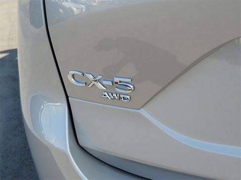 New 2025 MAZDA CX-5 AWD 2.5 S w/ Premium Plus Pkg image 18