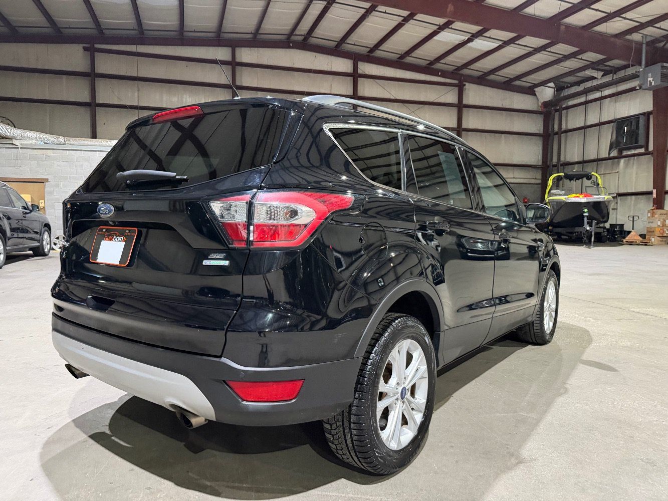 Used 2017 Ford Escape SE w/ Equipment Group 201A FWD image 5