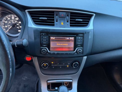 Used 2015 Nissan Sentra SV FWD image 16