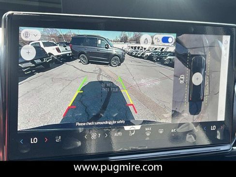 New 2026 Ford Expedition Max Platinum image 29