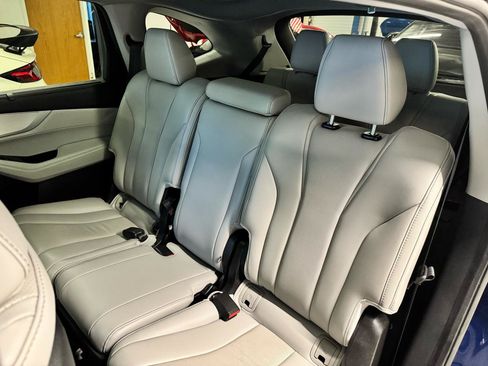 Used 2023 Acura MDX SH-AWD w/ Technology Package image 22