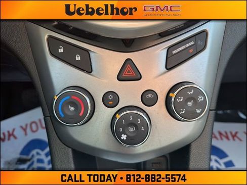 Used 2020 Chevrolet Sonic Premier image 23