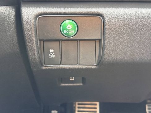 Used 2017 Honda Accord Sport image 4