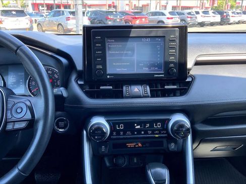 Used 2022 Toyota RAV4 XLE Premium FWD image 34