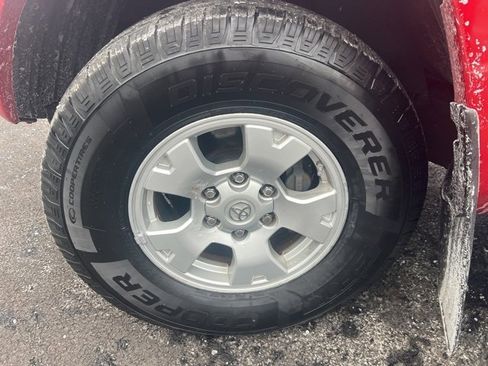 Used 2015 Toyota Tacoma 4x4 Double Cab image 29