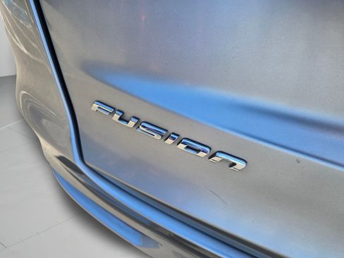 Used 2020 Ford Fusion SEL FWD image 30