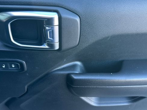 Used 2021 Jeep Wrangler Unlimited Sport image 20