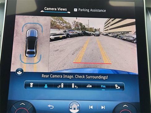 Used 2023 Mercedes-Benz C 300 Sedan image 15