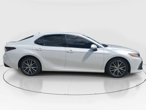 Certified 2023 Toyota Camry XLE image 2