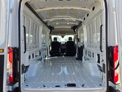 New 2026 Ford Transit 250 148 Medium Roof RWD image 10