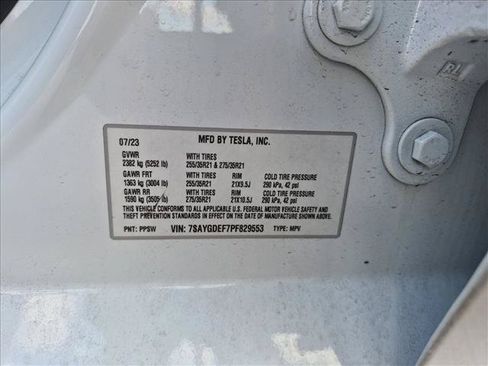 Used 2023 Tesla Model Y Performance AWD/4WD image 16